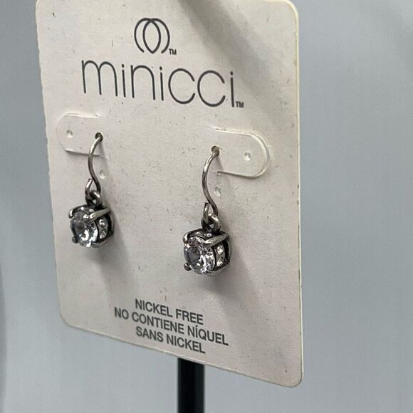 Minicci Kawaii SIlver /Crystal Drop Earrings - Picture 2 of 6